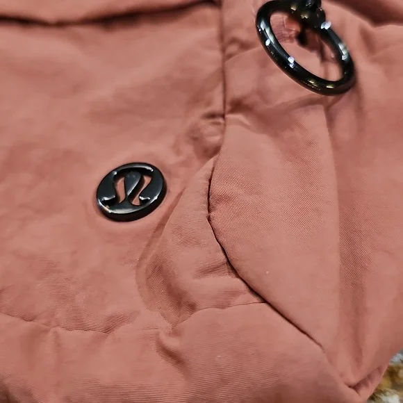 Lululemon On The Beat Belt Bag - Picture 2 of 5